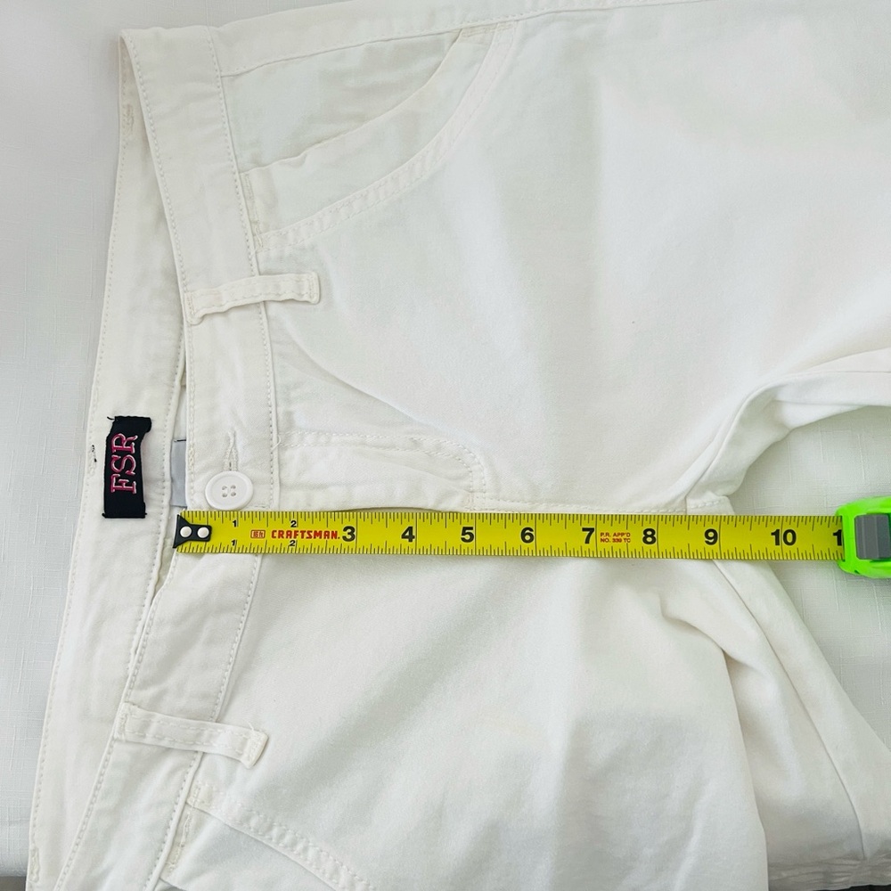 FSR~White Ankle Pants - Picture 5 of 7